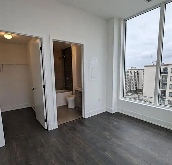 2450 Old Bronte Rd #804 — Photo 9