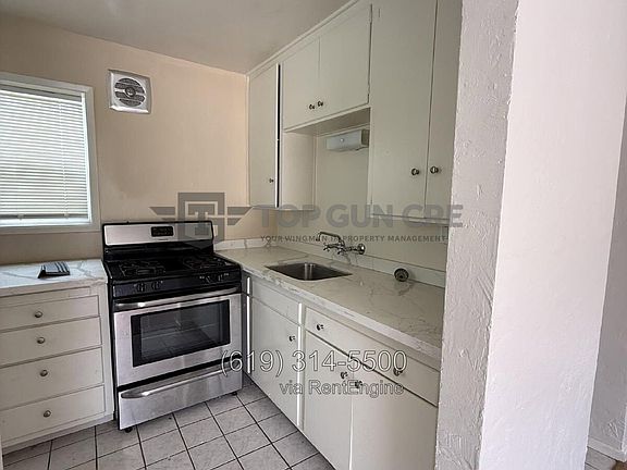 4th image of 1702-12 Madison Ave #1712