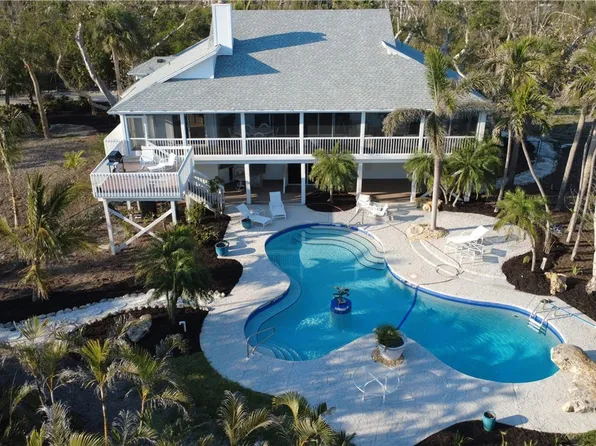 3000 Turtle Gait Ln, Sanibel, FL 33957
