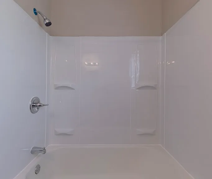 654 N Glendale St — Photo 20