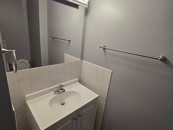 4th image of 7011 S East End Ave APT F