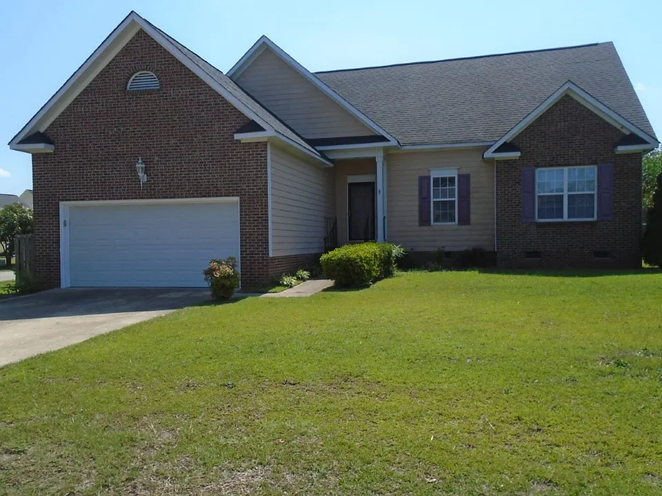 5619 Walking Trail Way
