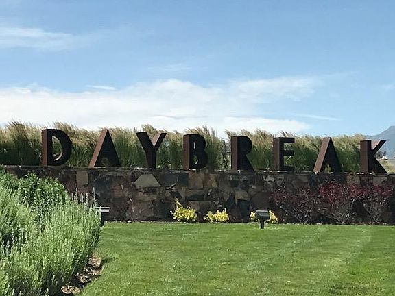 Daybreak Community