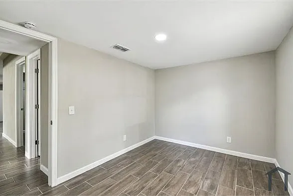 10625 Bay Hills Cir — Photo 18