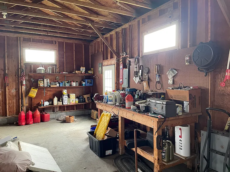 4770 Sheldon Rd — Photo 41