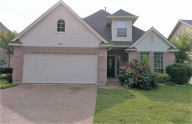 1st image of 106 Mayflower Ct