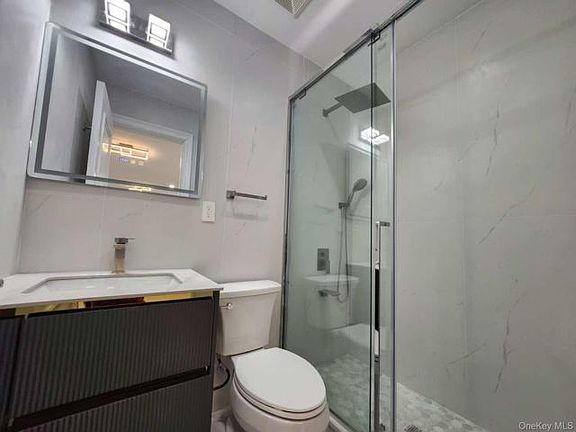 5th image of 76-33 160th St Floor 1