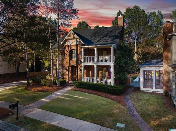 543 Founders Park Cir, Hoover, AL 35226