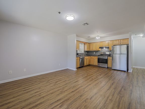5th image of 61-63 Hedden Ter APT 1