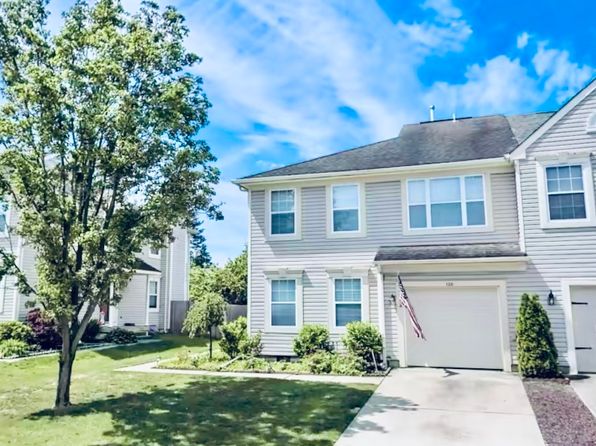 126 Dogwood Dr