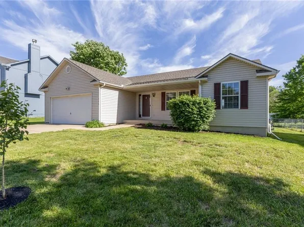 439 W Meadowlark St, Gardner, KS 66030
