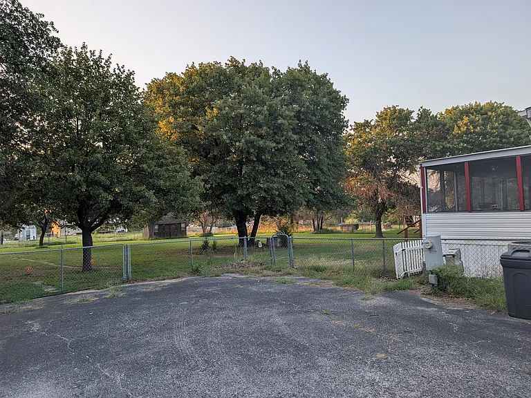 368 Prairie Ln — Photo 2