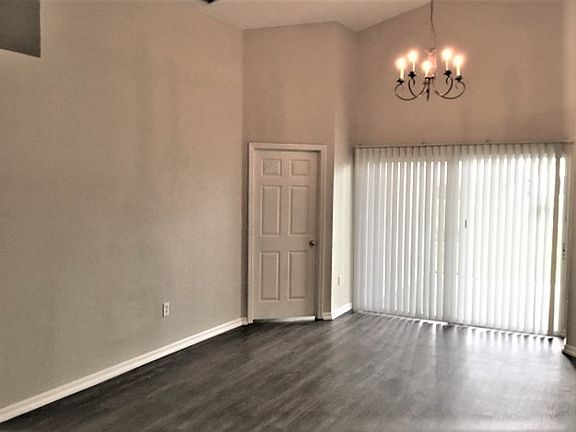 3rd image of 14212 Colonial Lakes Dr