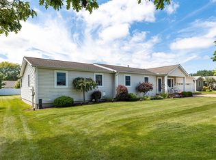 5316 Deerfield Dr, Fairview, PA 16415