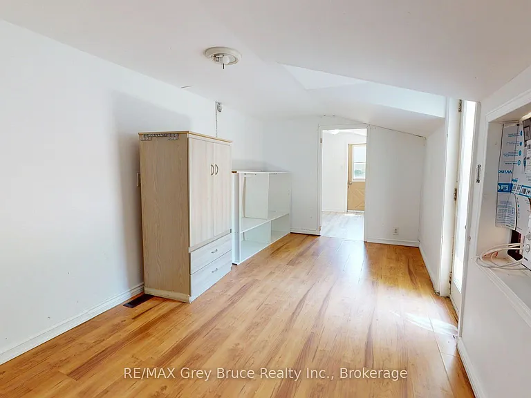 218 Denmark St — Photo 19