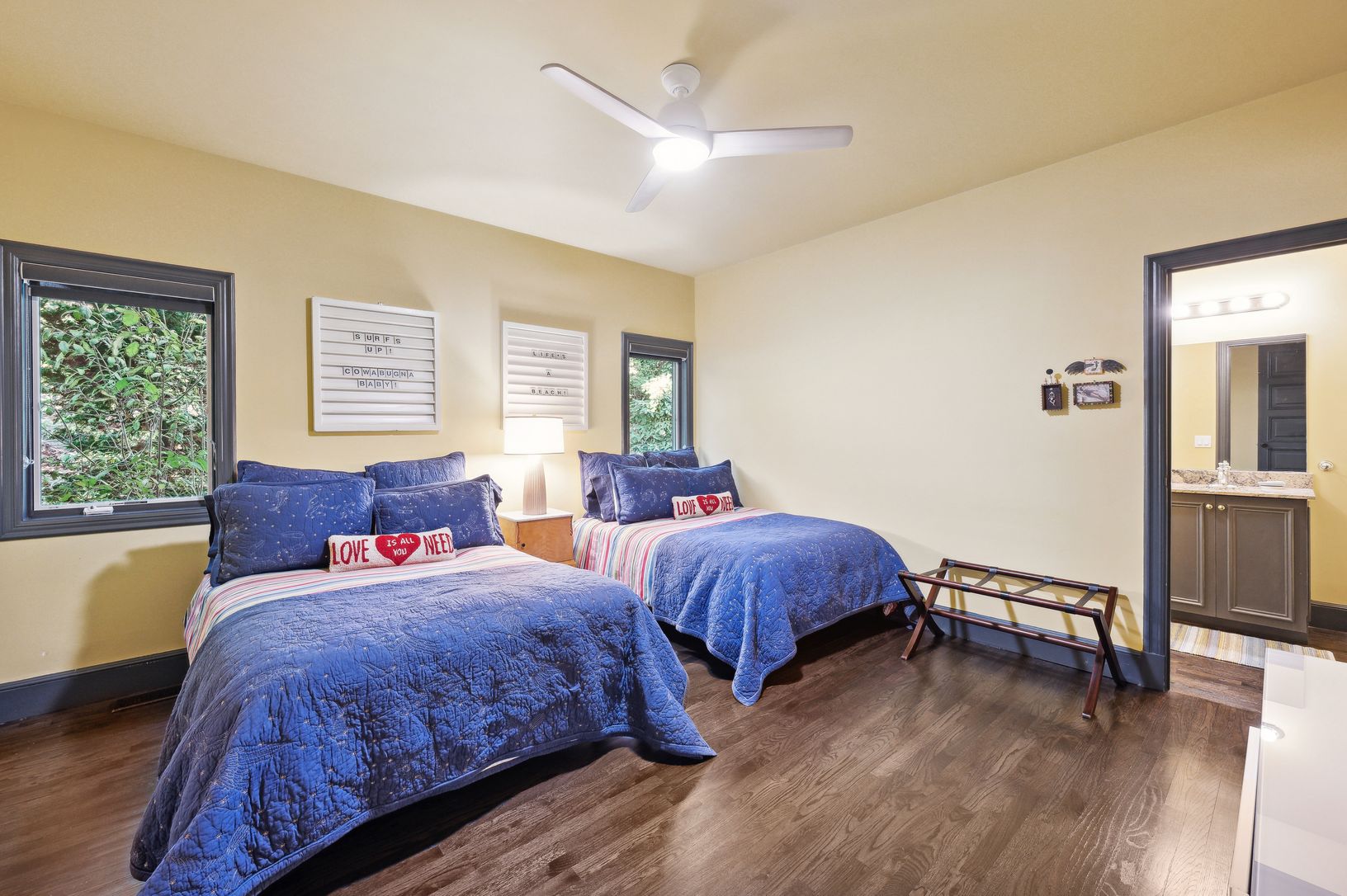  Guest Bedroom with En-Suite Bathroom