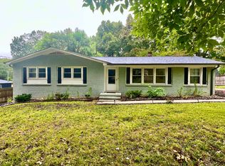 2117 Tarlton Dr, Matthews, NC 28105
