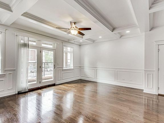 5th image of 1324 W Grand Ave #1