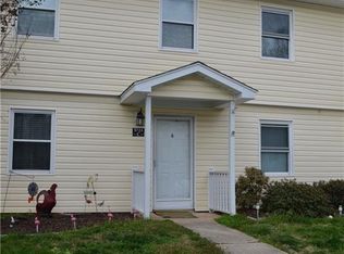 5723F Bramblegate Dr, Greensboro, NC 27409