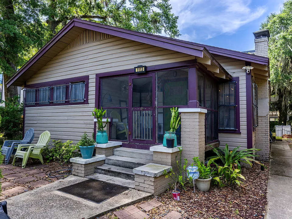 1113 NW 5th Ave