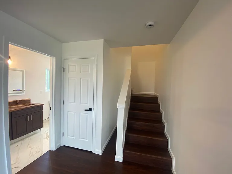 16-2097 Azure Dr — Photo 7