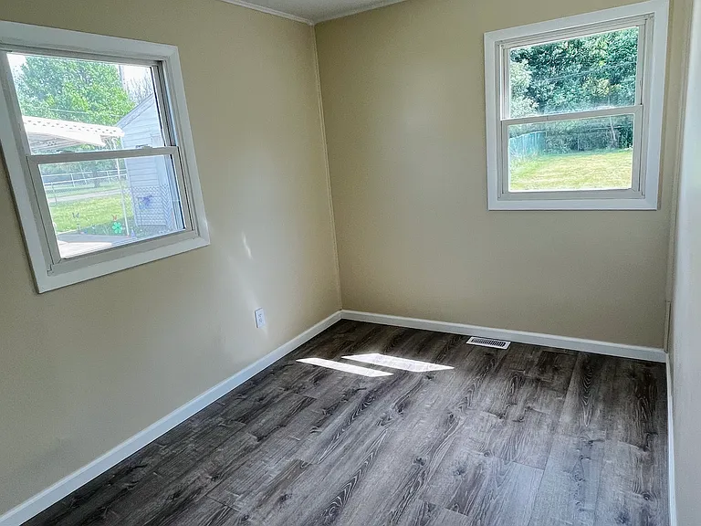 2809 Morton Dr — Photo 12