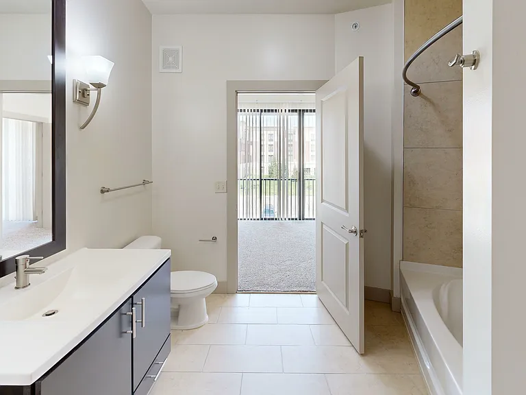 Latitude at Deerfield Crossing — Photo 99