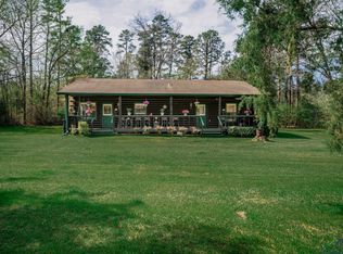 3693 Pin Oak Rd, Gilmer, TX 75645