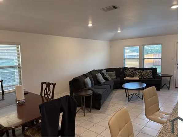 1207 Onyx Ln, Princeton, TX 75407