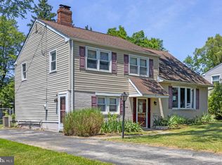 70 Weathervane Rd, Aston, PA 19014