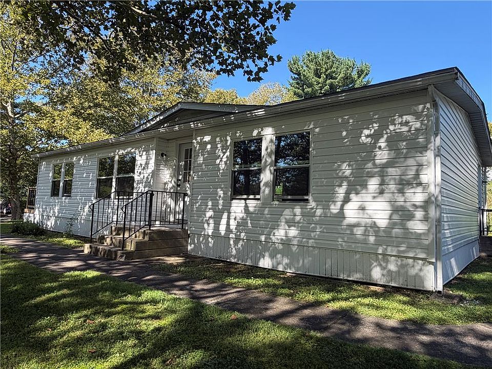 1st image of 19 Springridge Rd