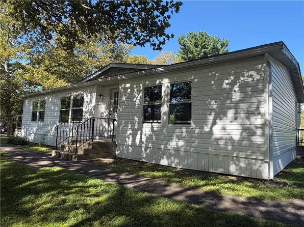 19 Springridge Rd, Bath, PA 18014