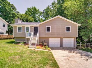 1130 Lightfoot Dr, Canton, GA 30115
