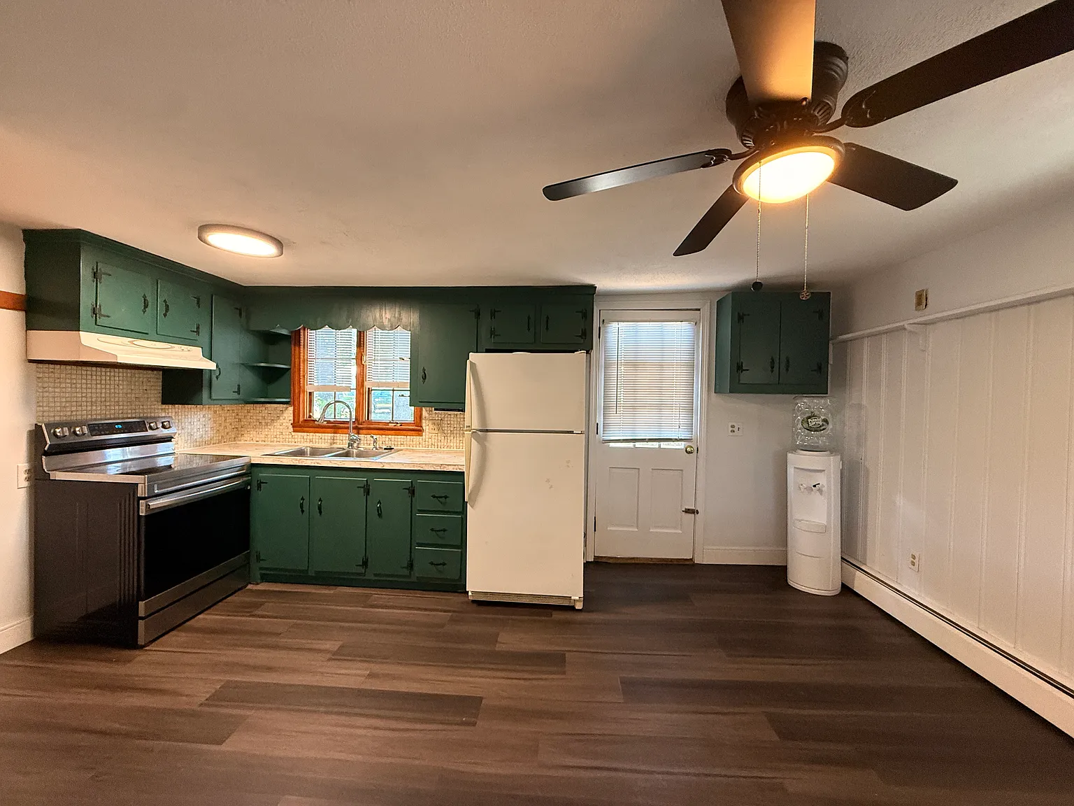 2 bed, 1250 sqft, $2,500 — Photo 2