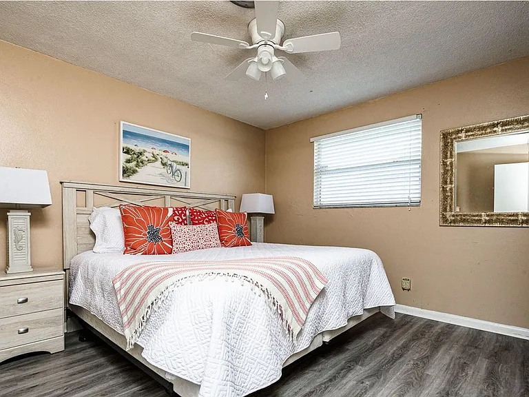 117 Ocean Ter — Photo 15