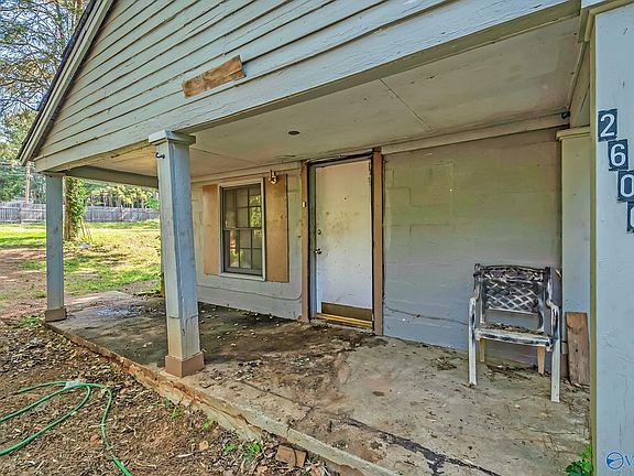 4th image of 2809 Garvin Rd NW