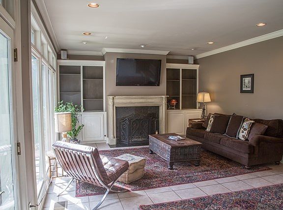 5th image of 3848 Majestic Oaks Dr