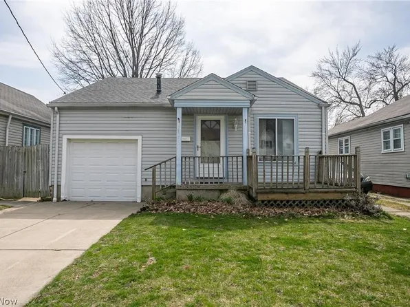 18313 Rockland Ave, Cleveland, OH 44135