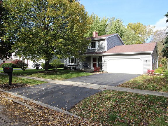 2nd image of 431 Barbary Ln