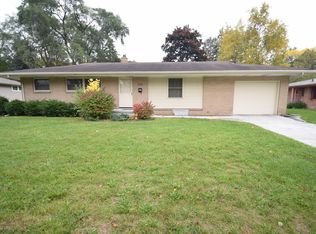 205 W Saint Andrews Rd, Midland, MI 48640