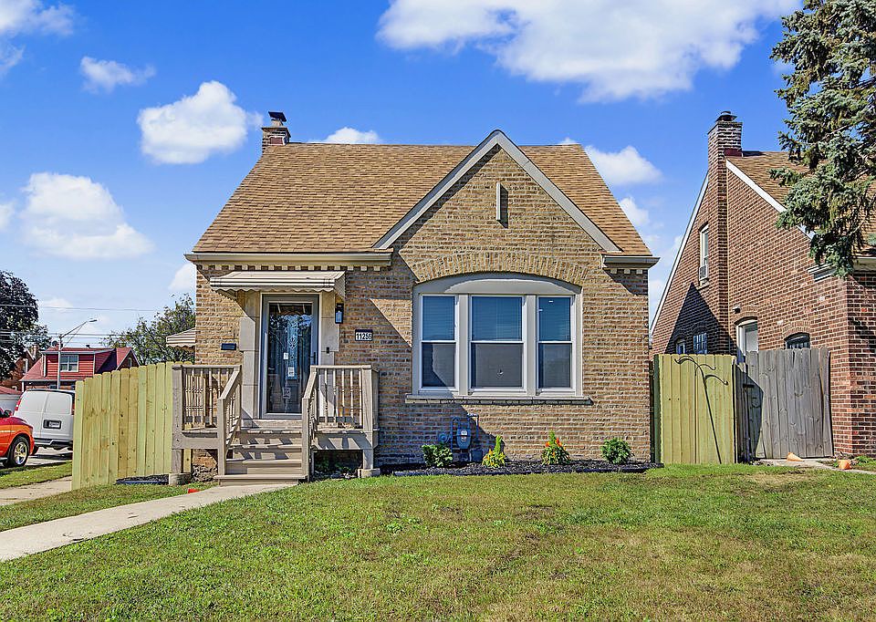 1st image of 11256 S Avenue L
