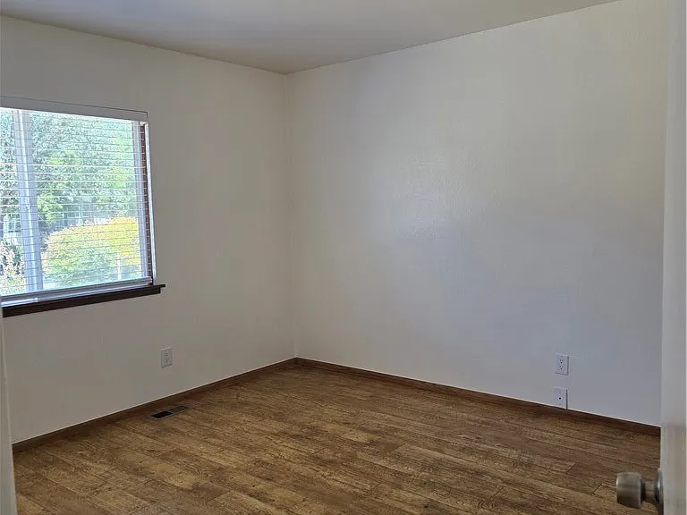 2510 Bridle Trail Ln — Photo 13