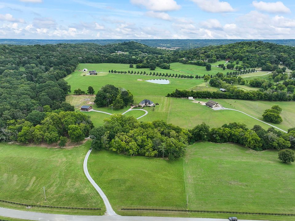 5th image of 120 Wartrace Creek Rd