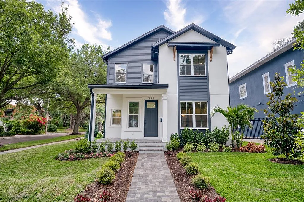 5 bed, 5.5 bath, 3269 sqft, $5,800 — Photo 1