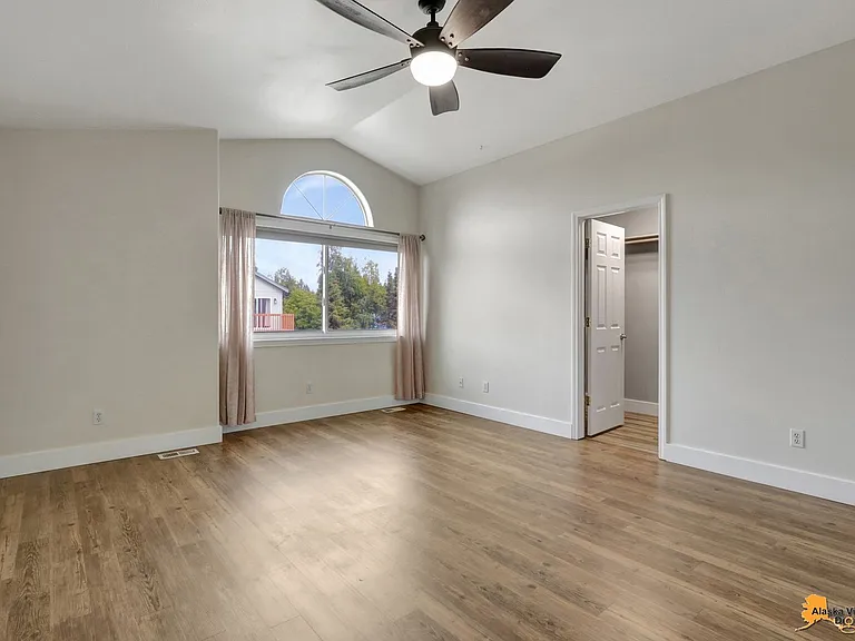 3838 Sycamore Loop — Photo 22
