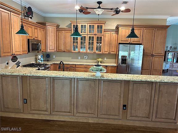 4th image of 18900 Bridge Wood Ct