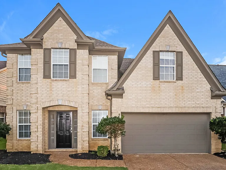 2223 Purple Leaf Ln — Photo 1