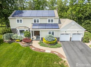 6 Schindler Ct, East Brunswick, NJ 08816