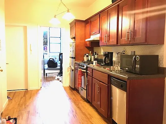 Rented by Simply Brooklyn Realty Inc | media 25