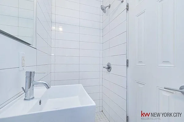 Rented by Keller Williams NYC | media 23